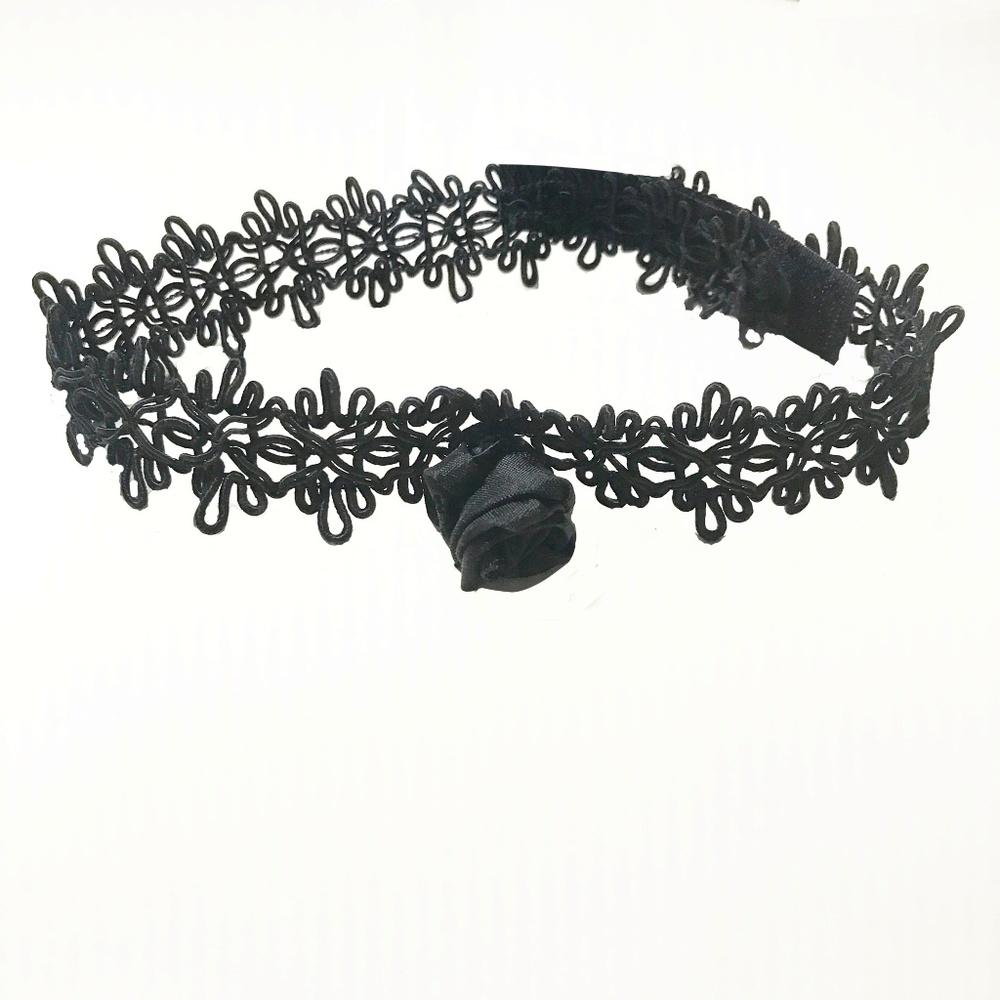 Wild Rose Lace & Rose Necklace